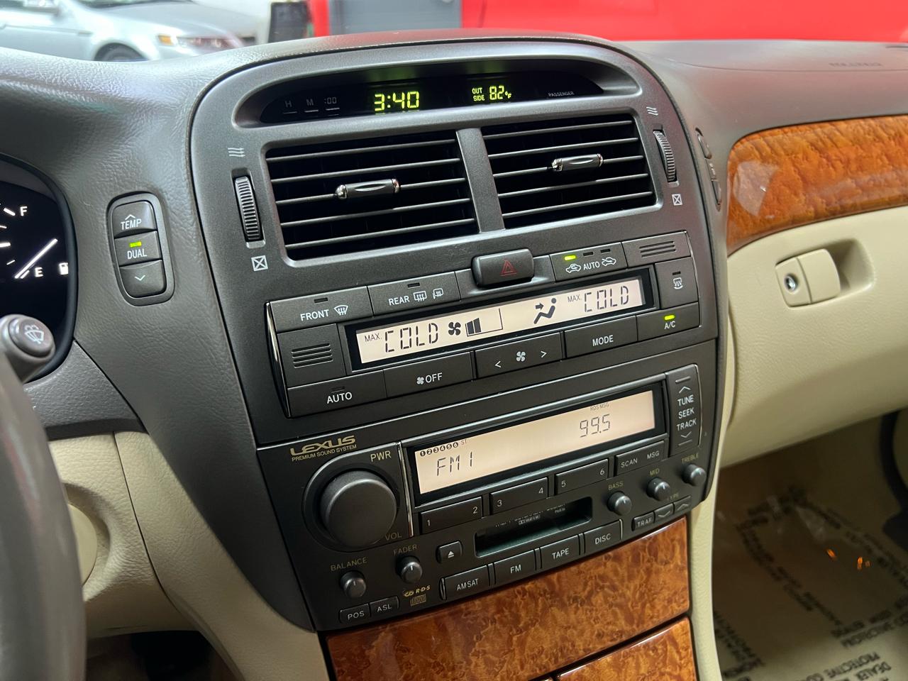 Lexus LS 430 Sedan 2005