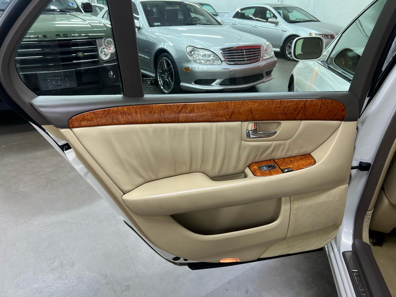 Lexus LS 430 Sedan 2005