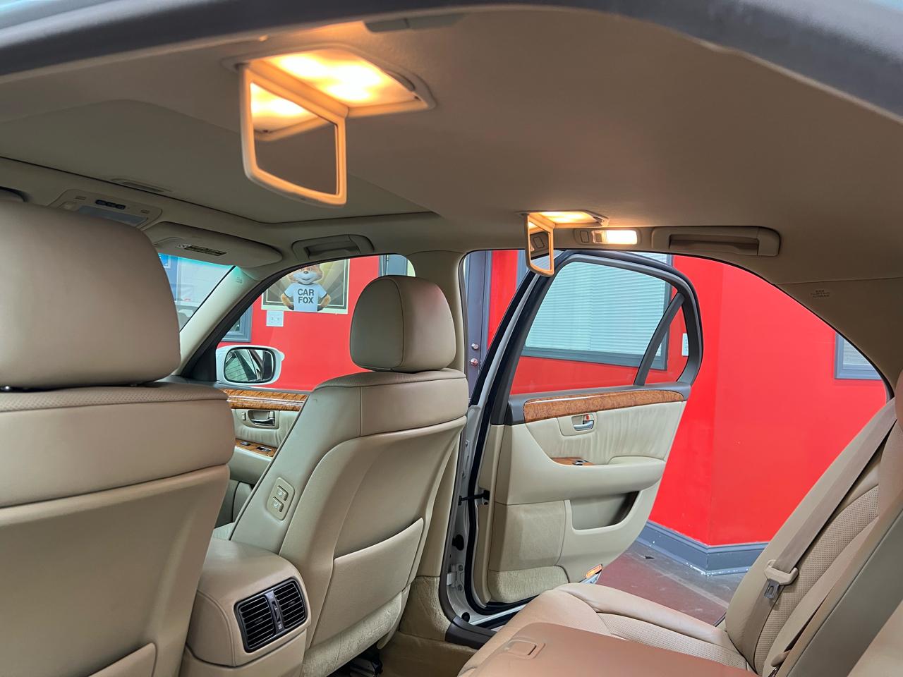 Lexus LS 430 Sedan 2005