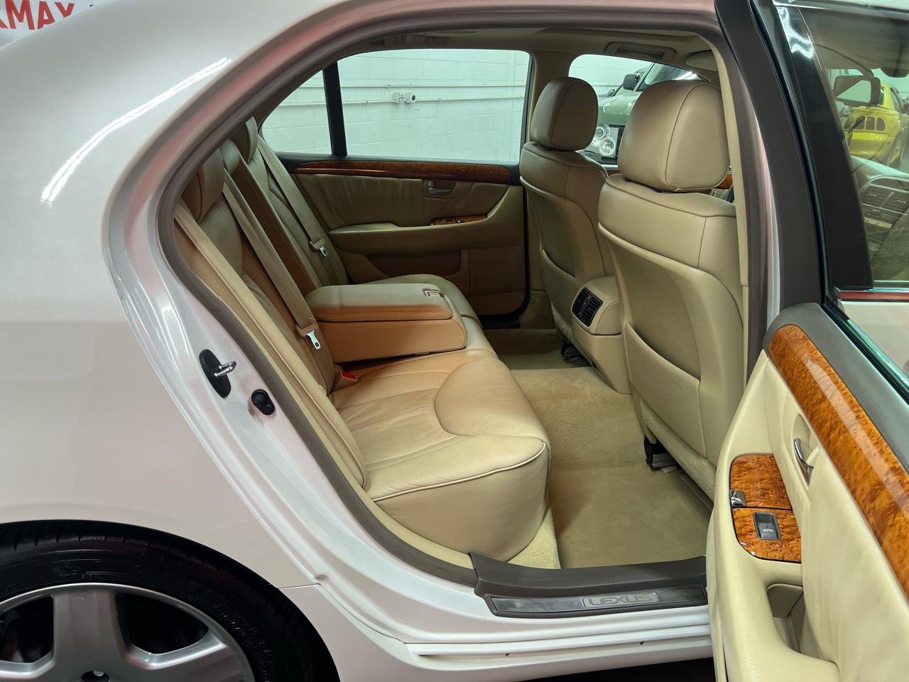 Lexus LS 430 Sedan 2005
