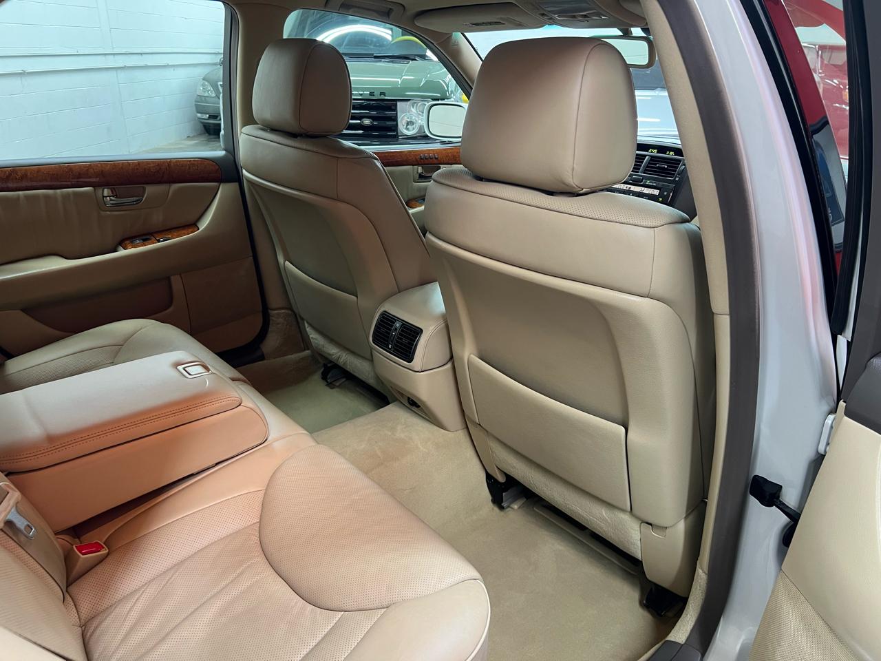 Lexus LS 430 Sedan 2005