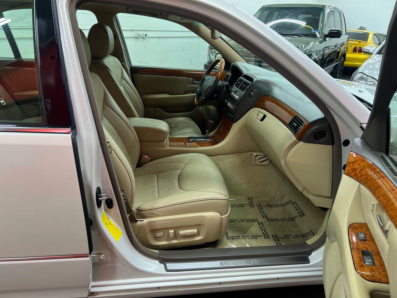 Lexus LS 430 Sedan 2005