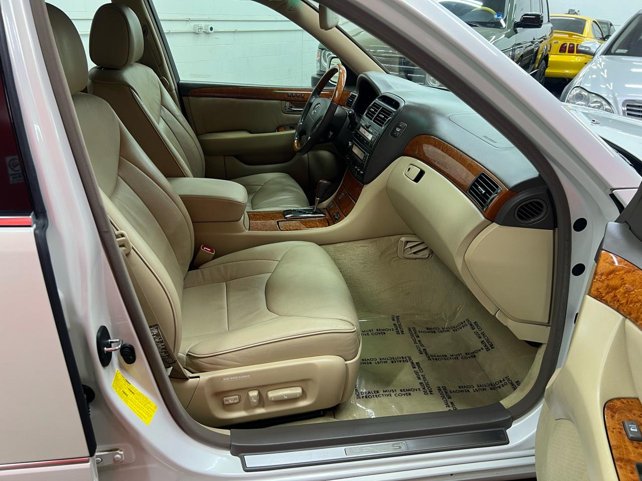 Lexus LS 430 Sedan 2005