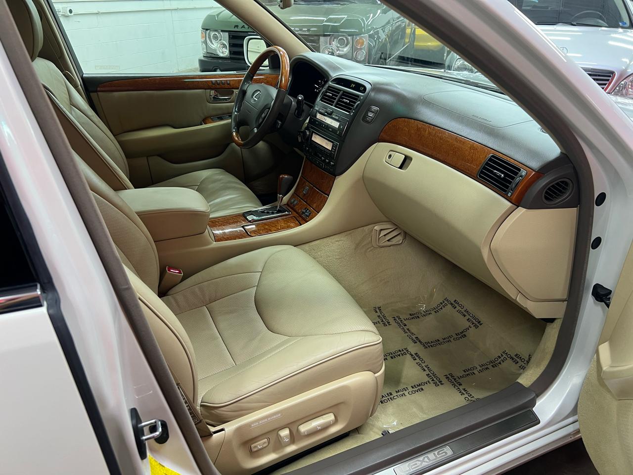 Lexus LS 430 Sedan 2005
