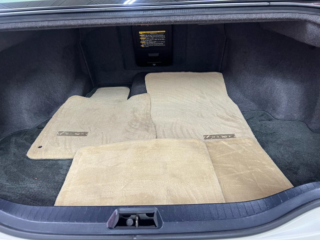 Lexus LS 430 Sedan 2005