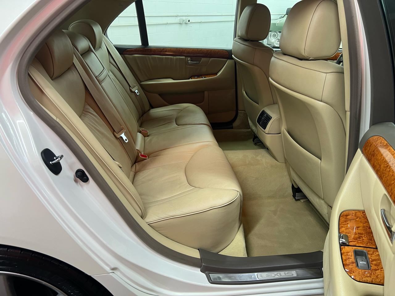 Lexus LS 430 Sedan 2005