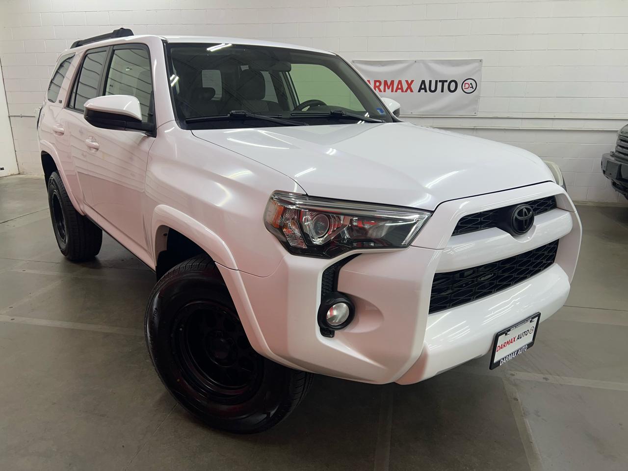 Toyota 4Runner SR5 4WD 2016