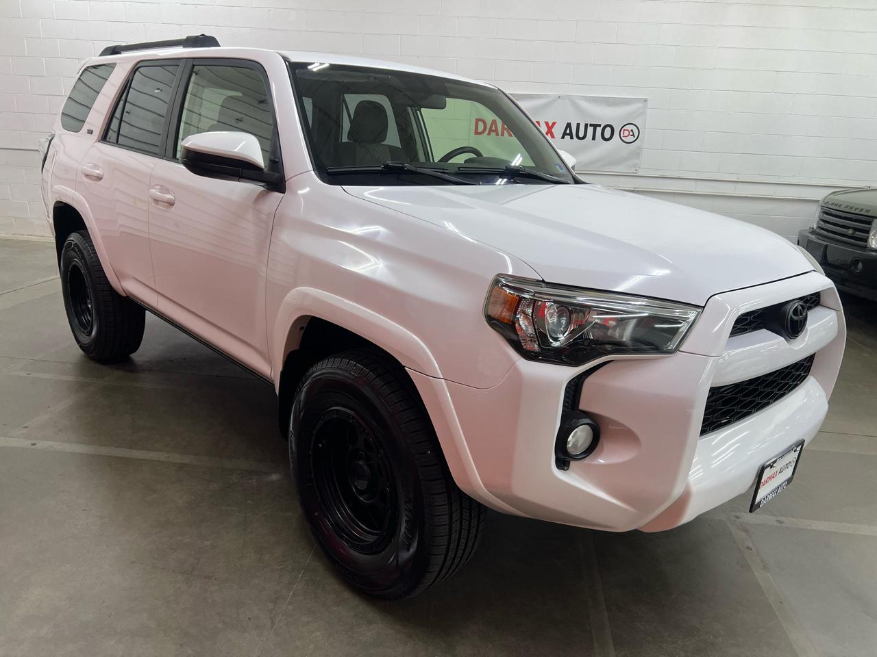 Toyota 4Runner SR5 4WD 2016