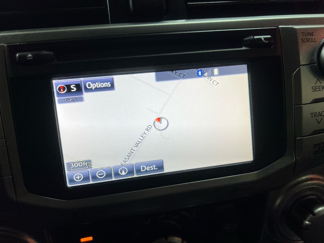 Toyota 4Runner SR5 4WD 2016