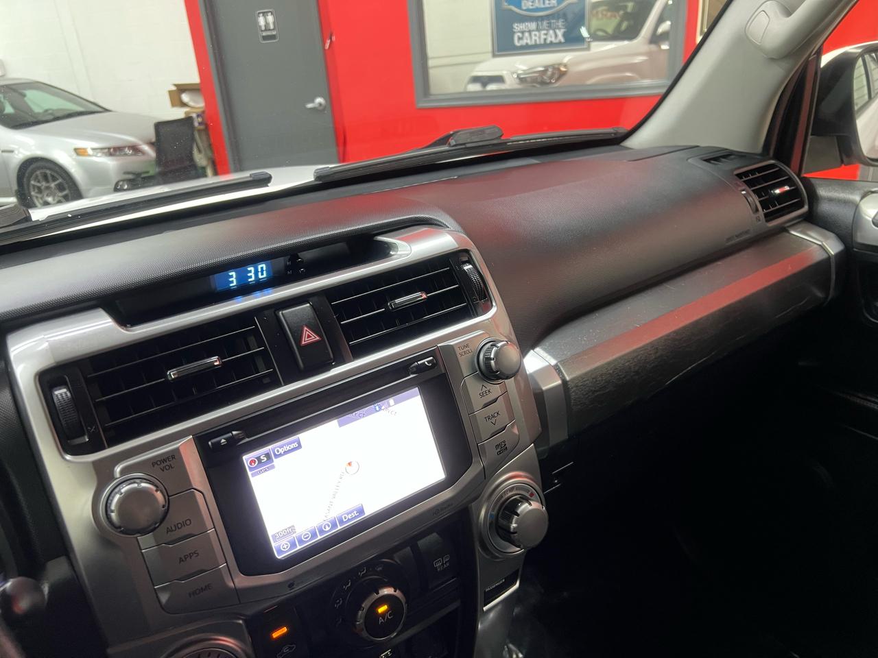 Toyota 4Runner SR5 4WD 2016