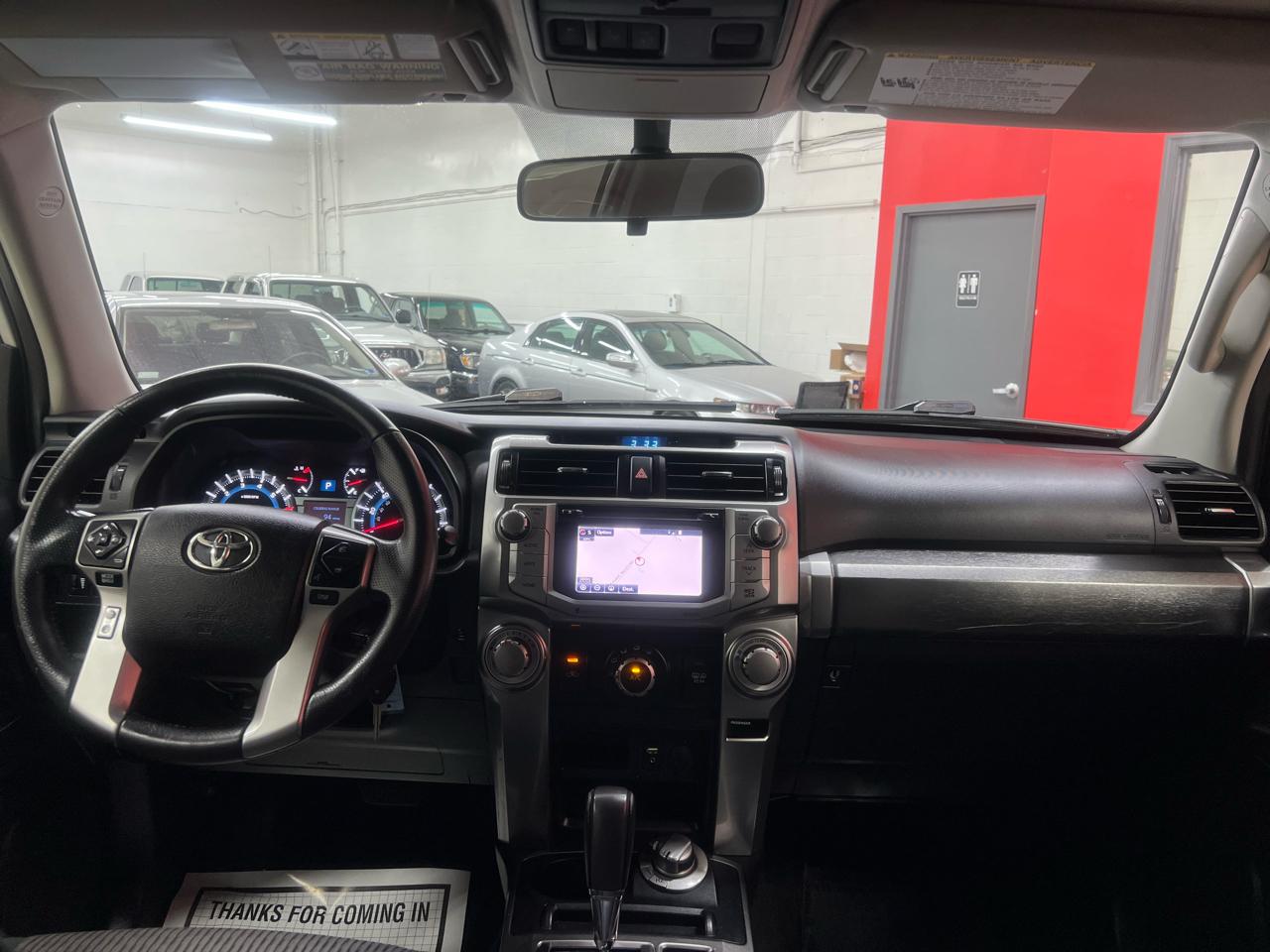Toyota 4Runner SR5 4WD 2016