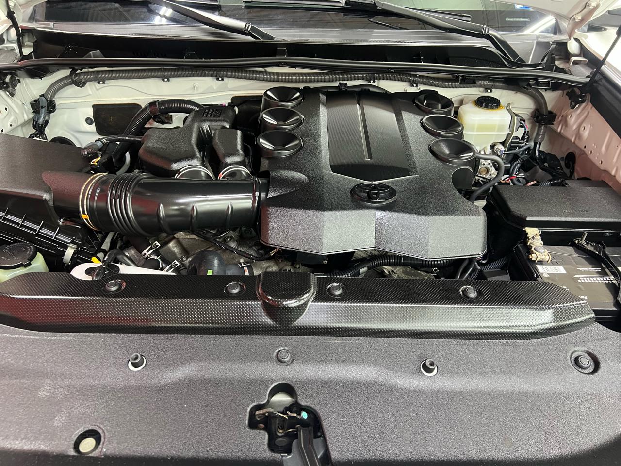Toyota 4Runner SR5 4WD 2016