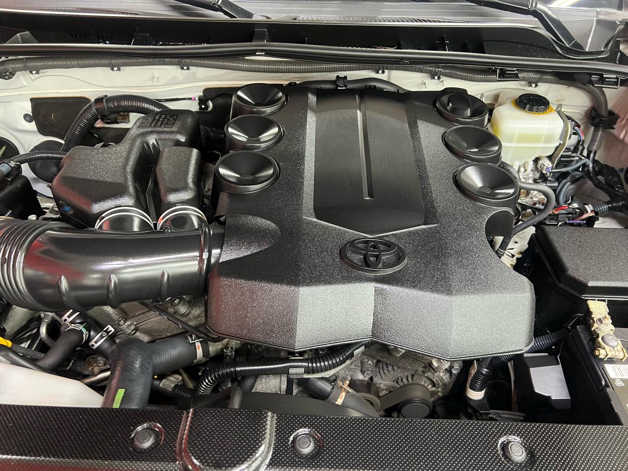 Toyota 4Runner SR5 4WD 2016