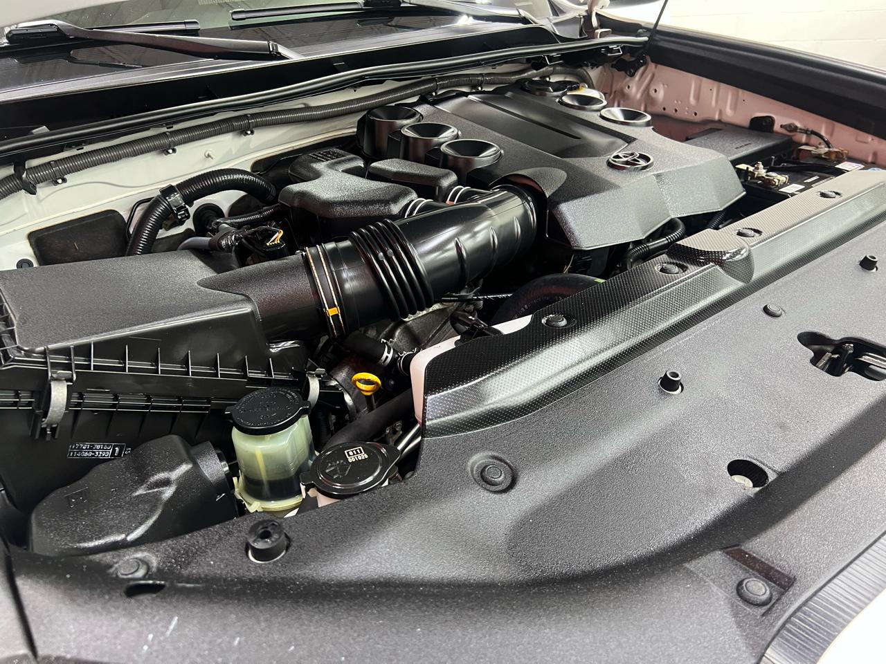 Toyota 4Runner SR5 4WD 2016