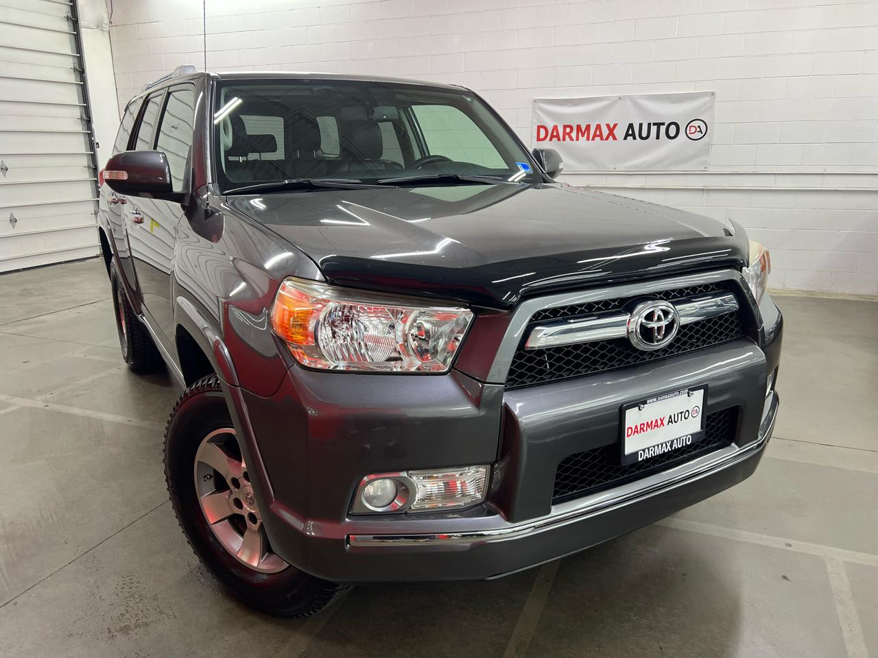 Toyota 4Runner SR5 4WD 2011