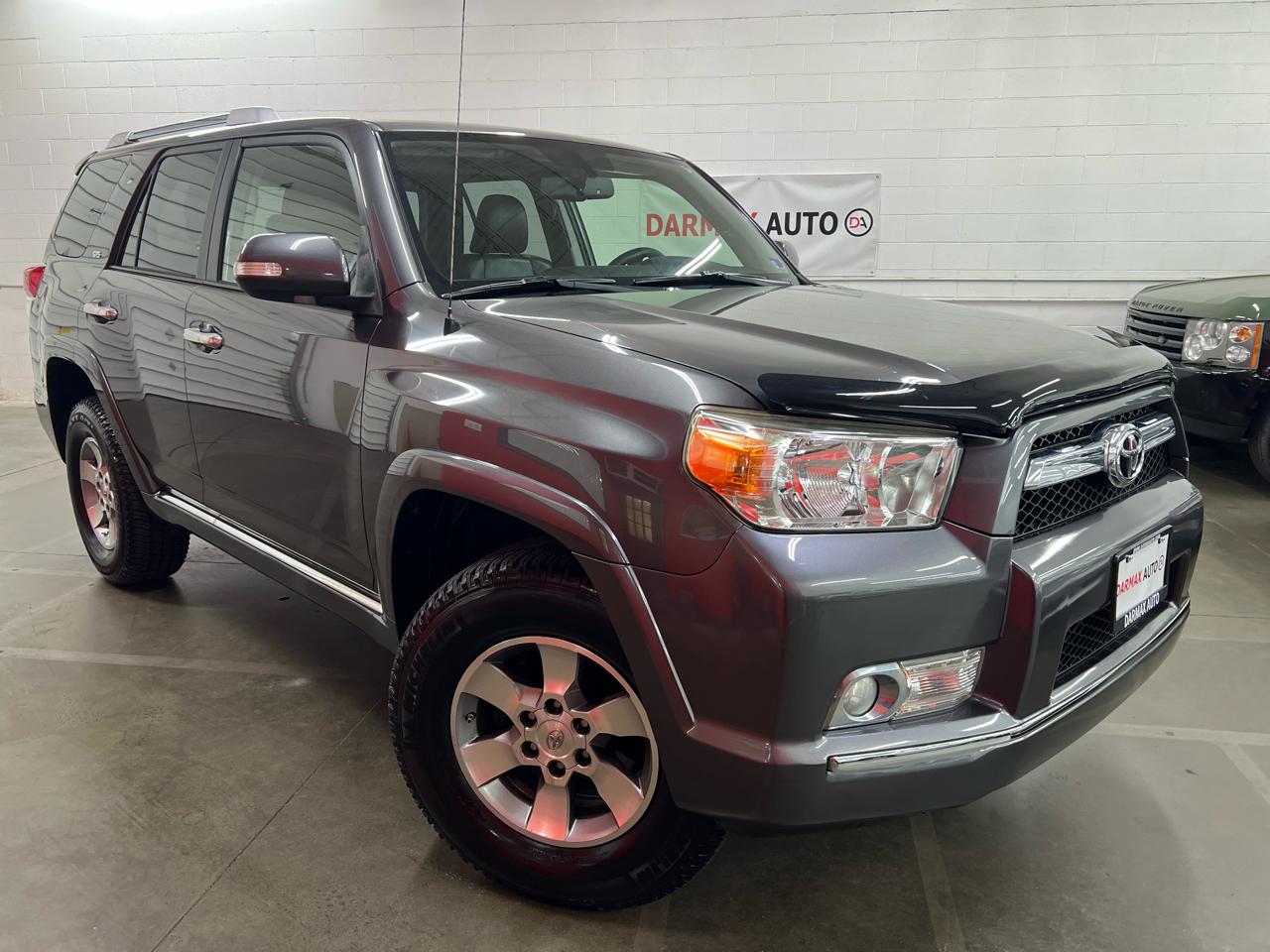 Toyota 4Runner SR5 4WD 2011