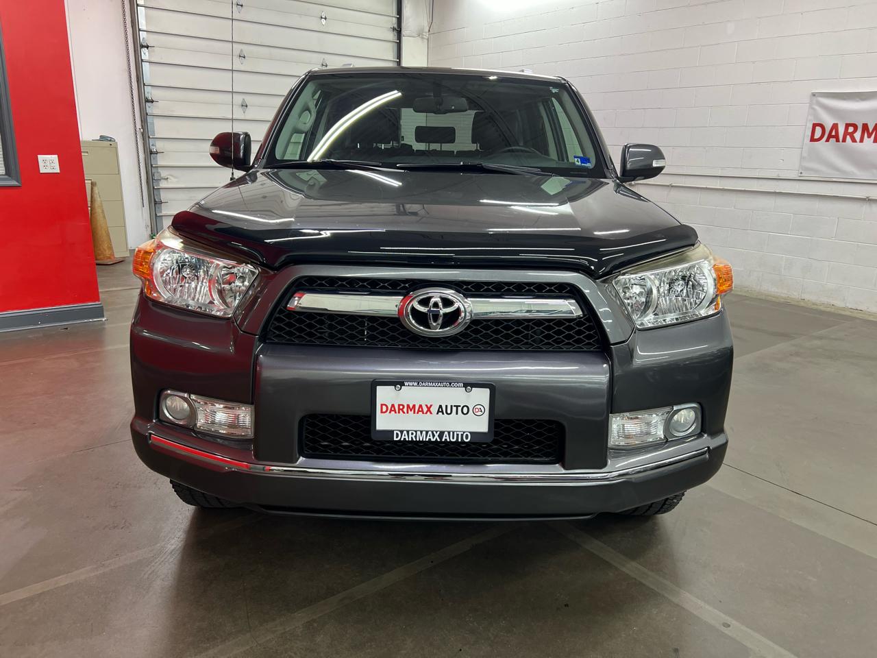 Toyota 4Runner SR5 4WD 2011