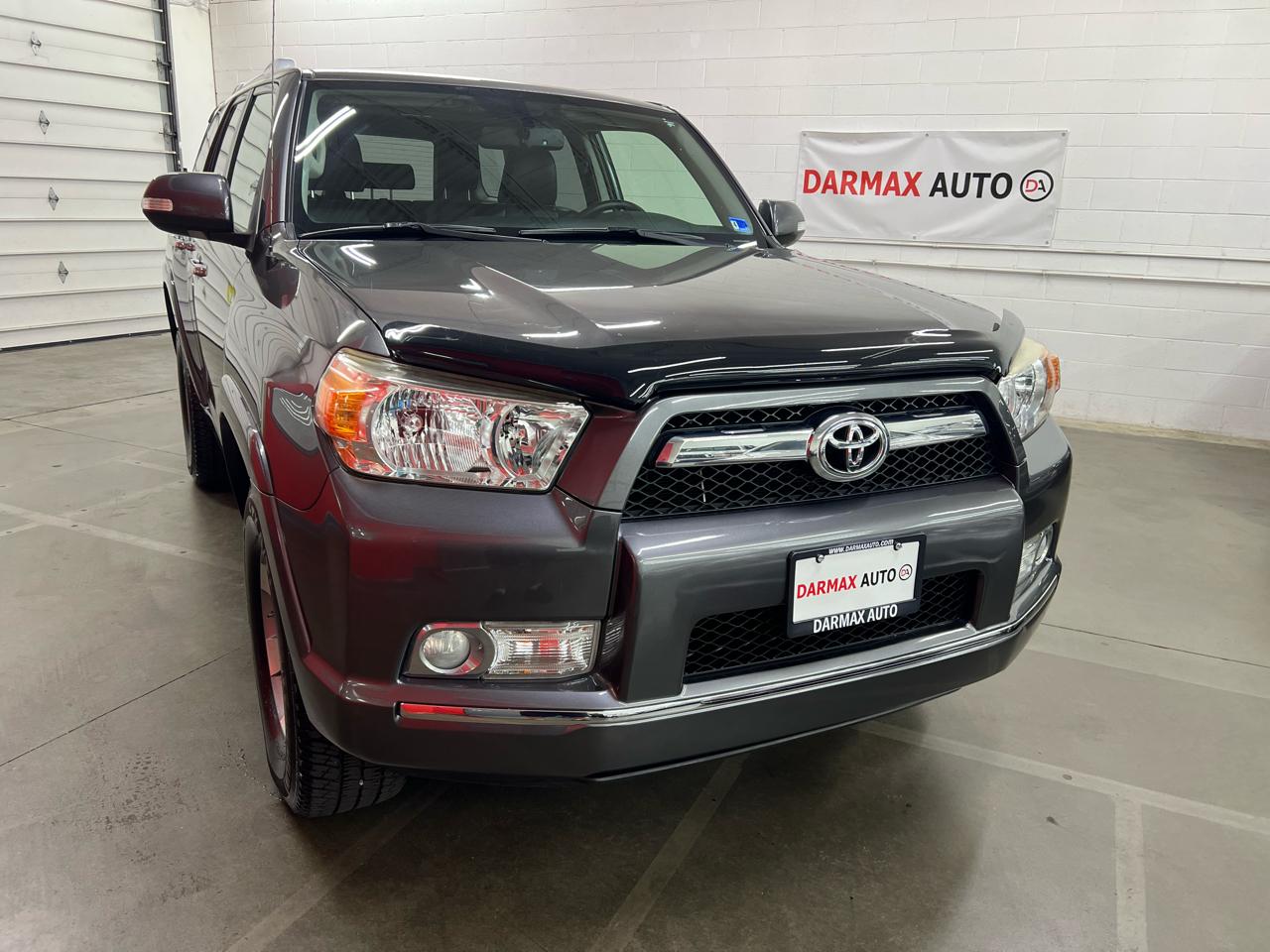 Toyota 4Runner SR5 4WD 2011