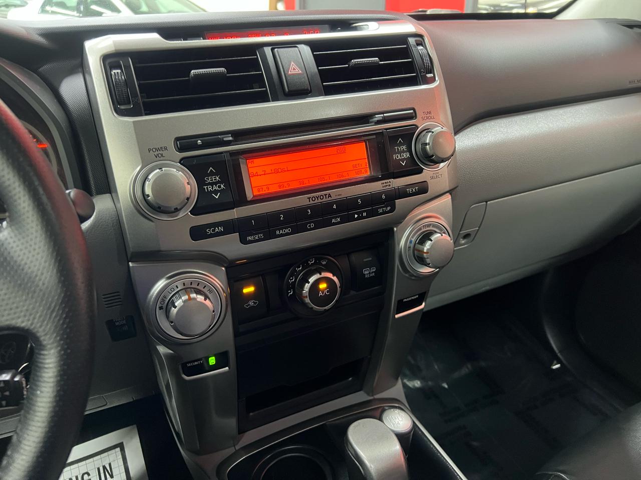 Toyota 4Runner SR5 4WD 2011