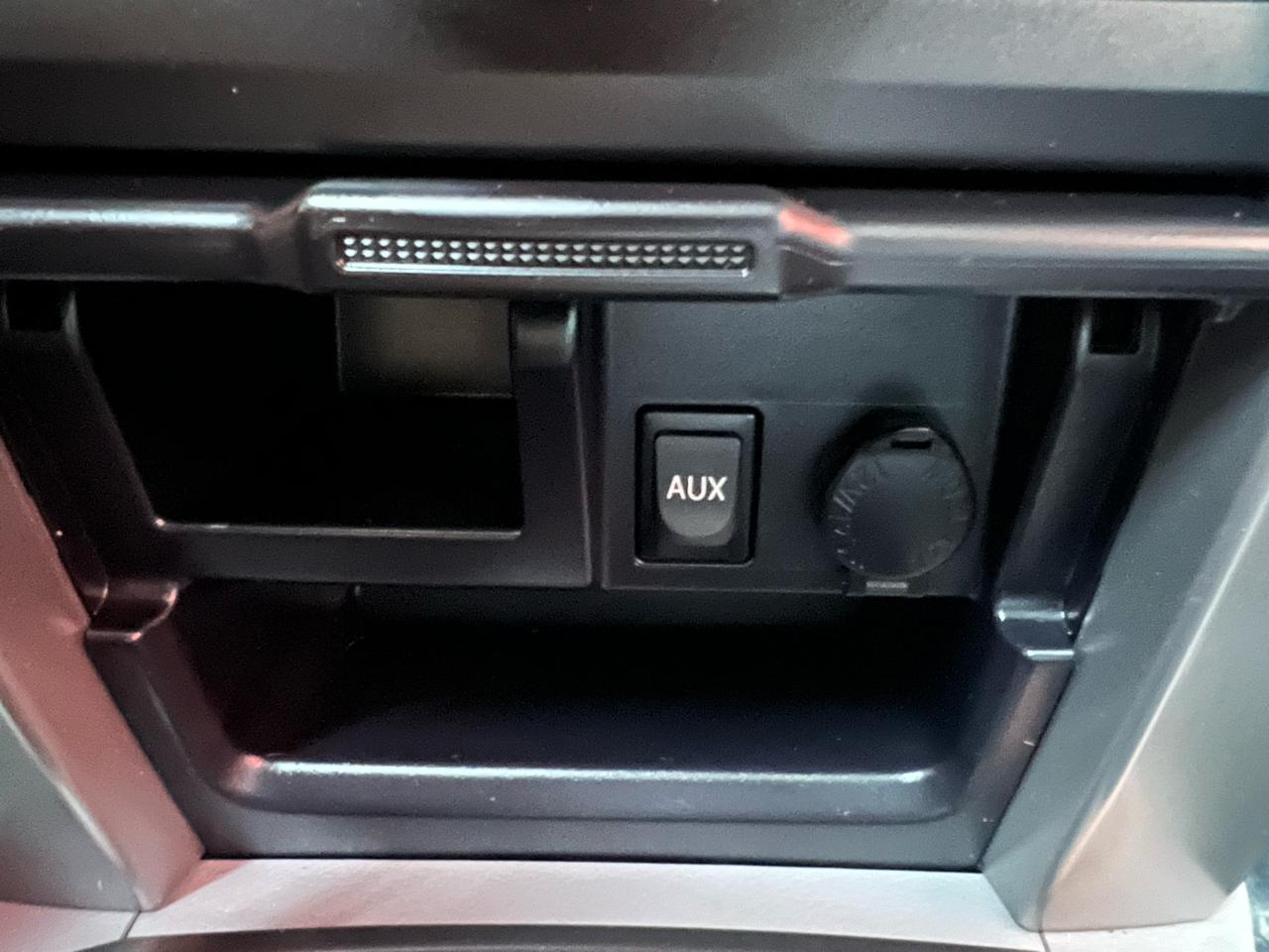 Toyota 4Runner SR5 4WD 2011