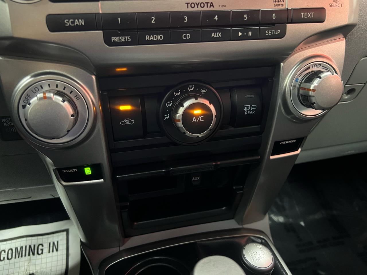 Toyota 4Runner SR5 4WD 2011
