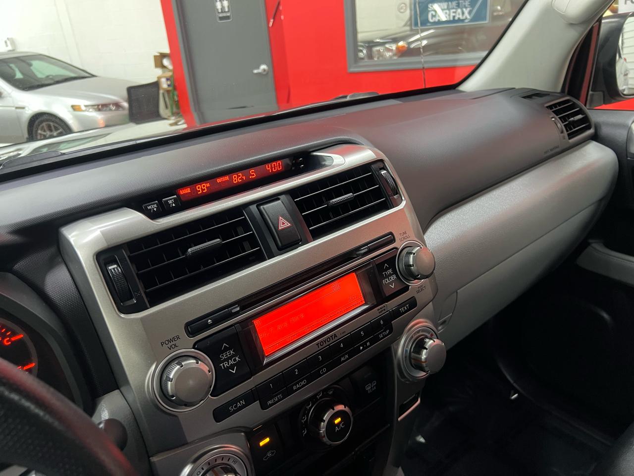 Toyota 4Runner SR5 4WD 2011