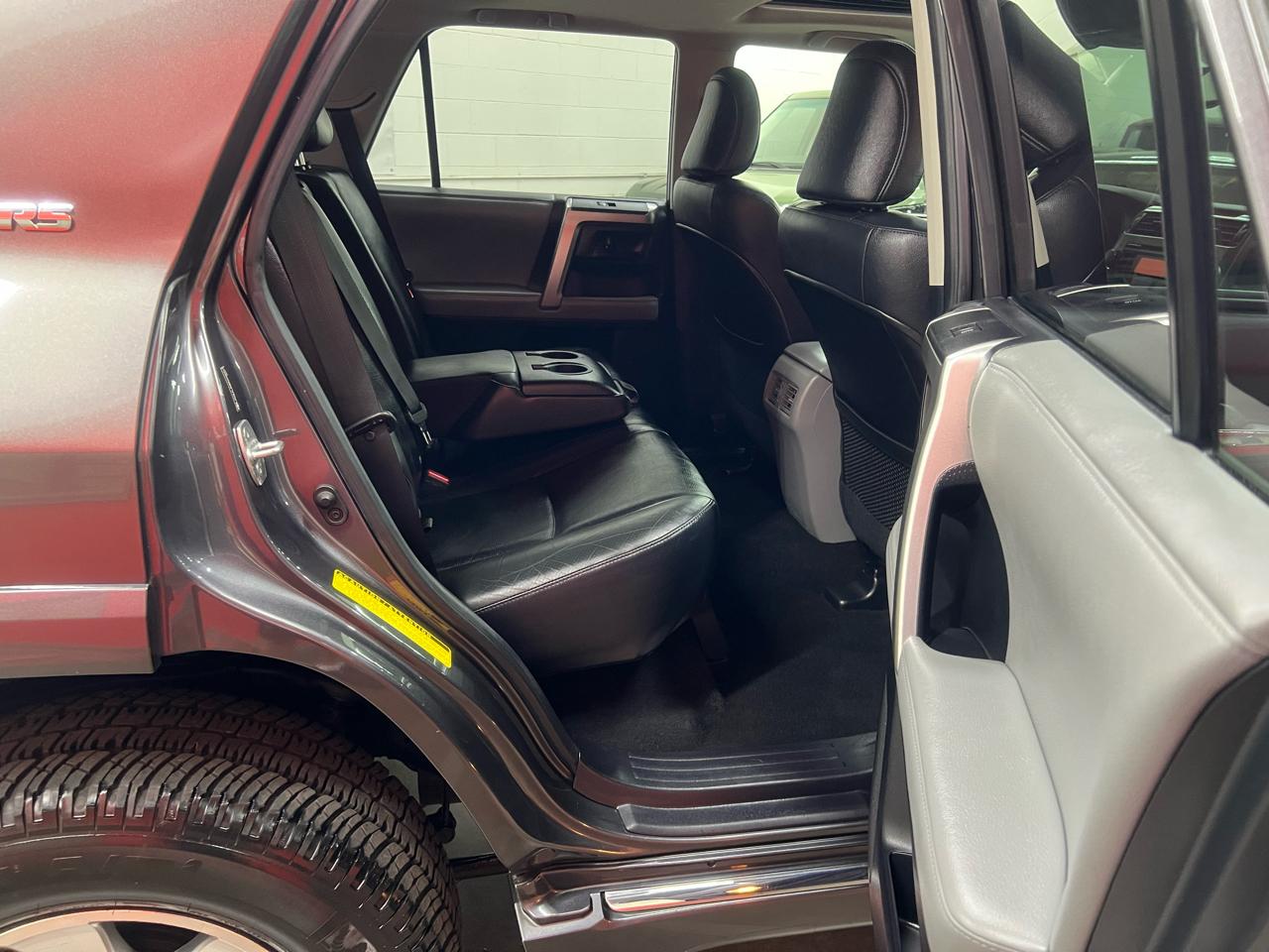 Toyota 4Runner SR5 4WD 2011