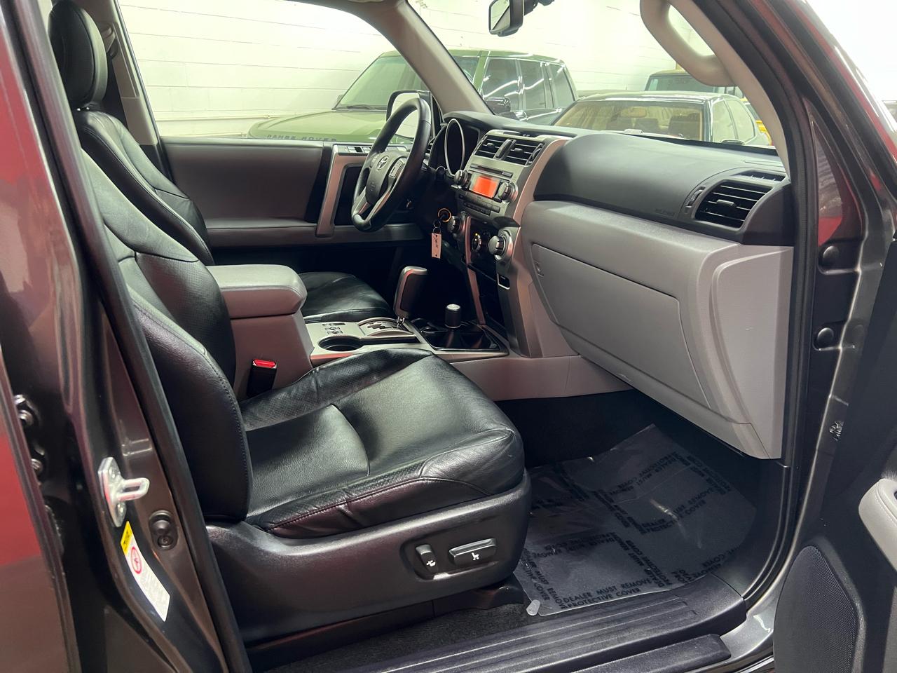 Toyota 4Runner SR5 4WD 2011