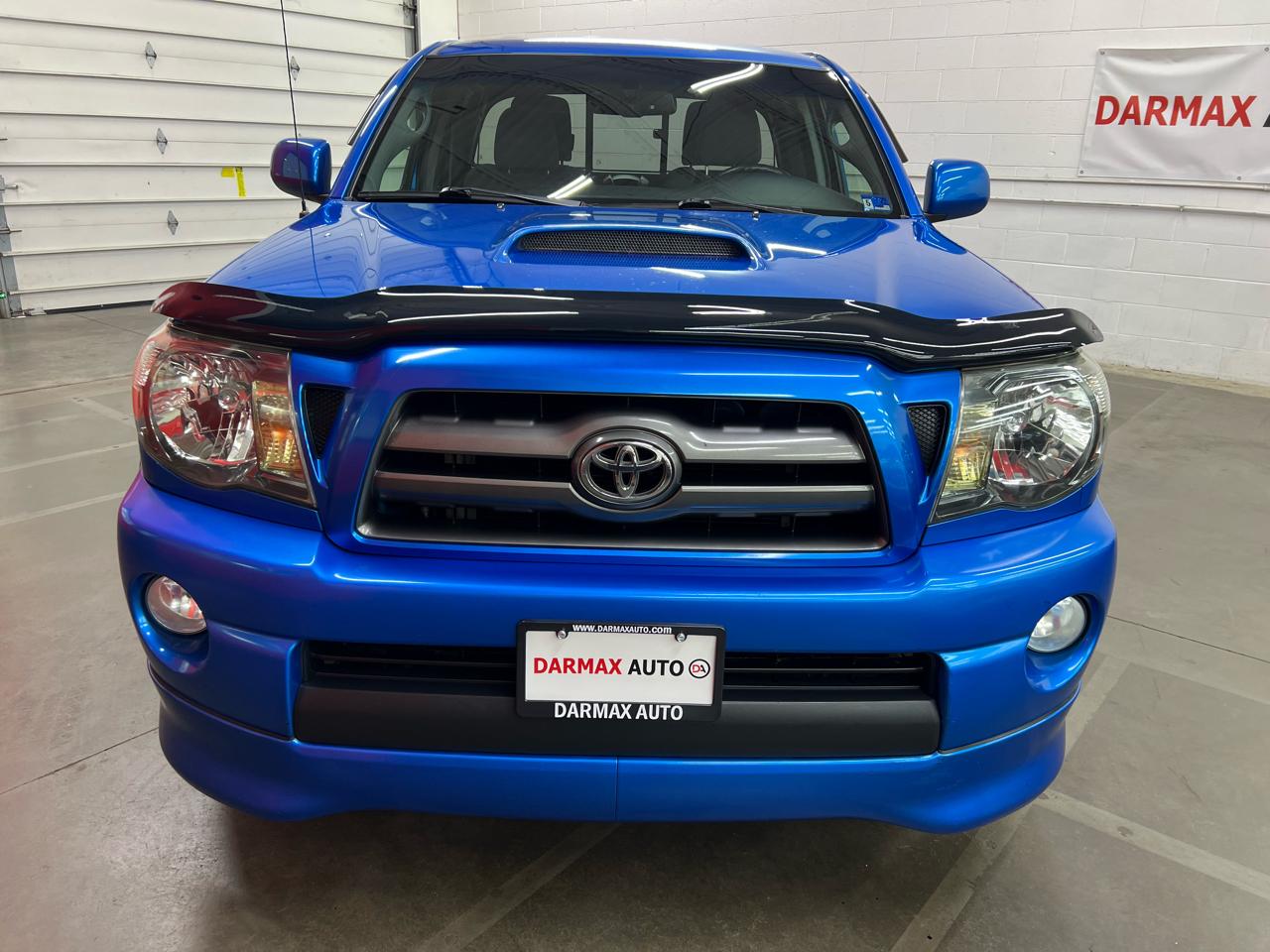 Toyota Tacoma X-Runner V6 2WD 2009