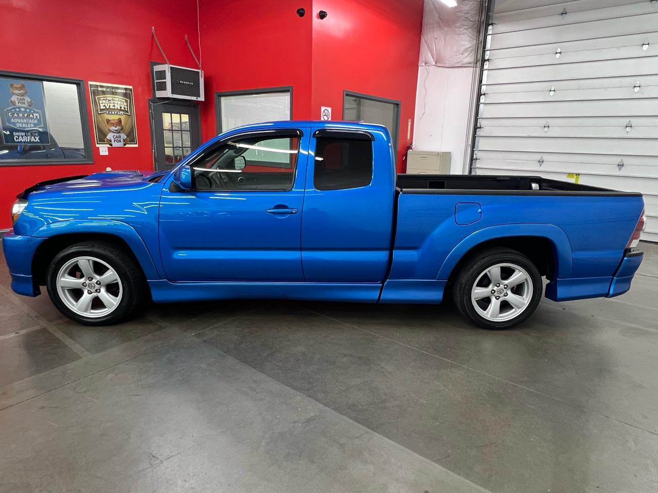 Toyota Tacoma X-Runner V6 2WD 2009