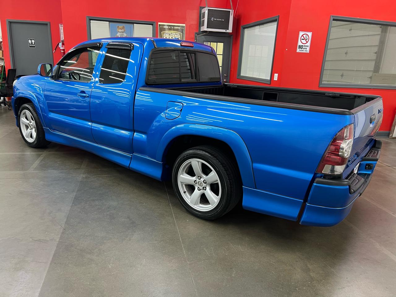 Toyota Tacoma X-Runner V6 2WD 2009