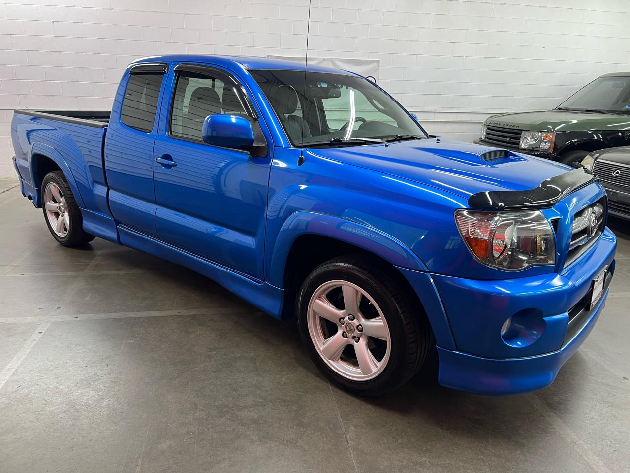 Toyota Tacoma X-Runner V6 2WD 2009