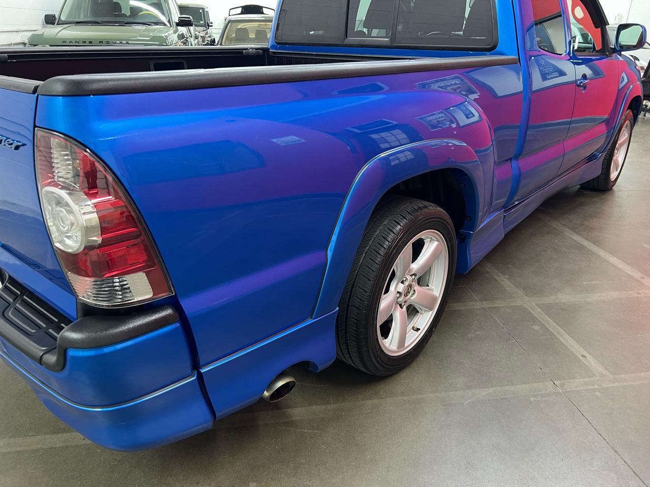 Toyota Tacoma X-Runner V6 2WD 2009