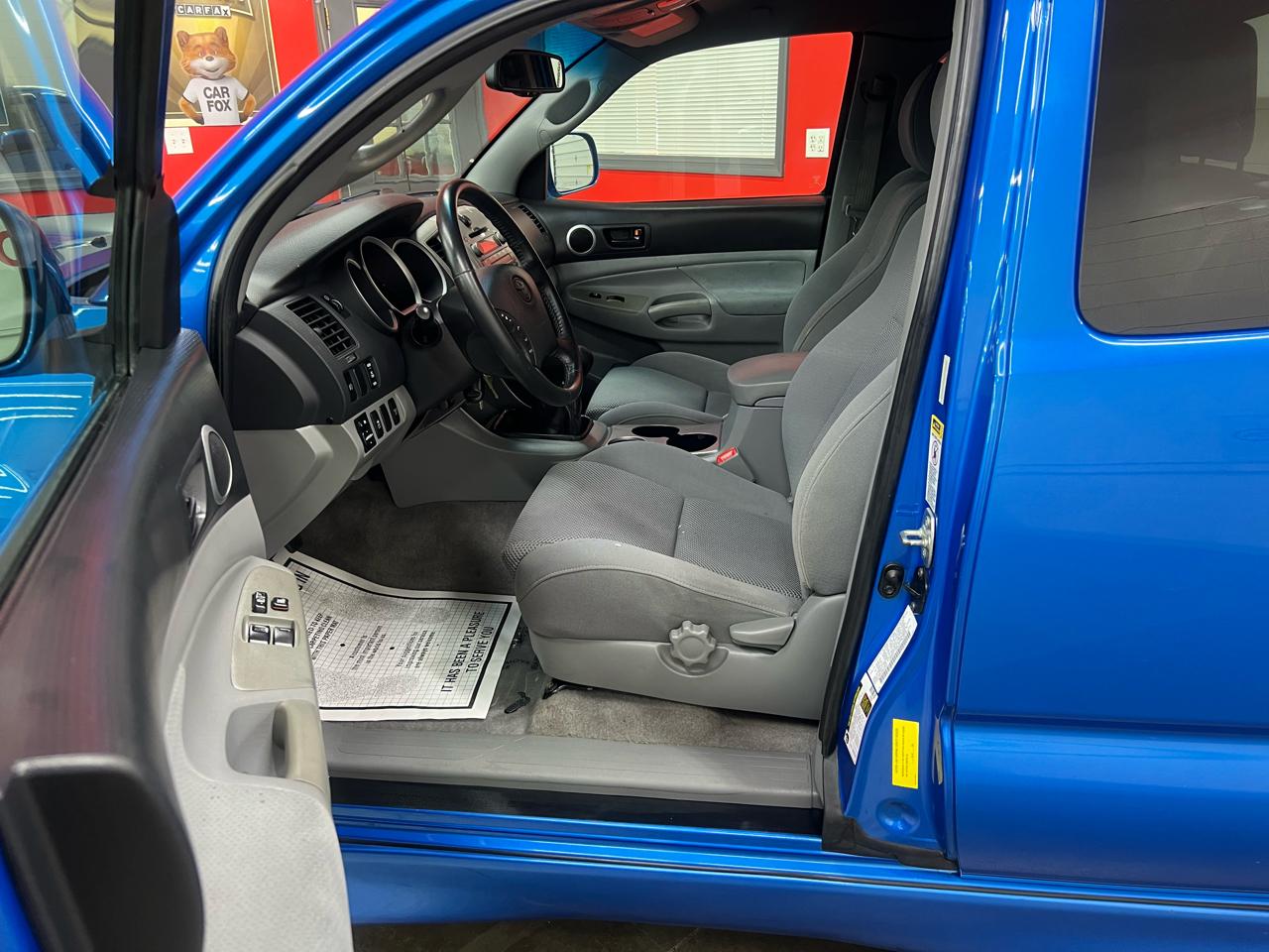 Toyota Tacoma X-Runner V6 2WD 2009