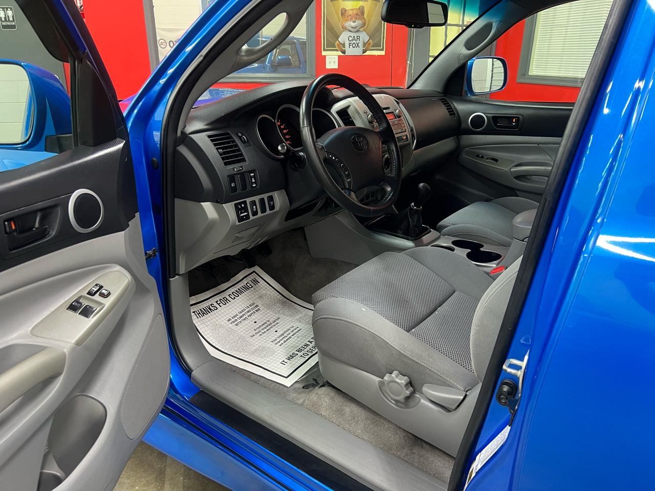 Toyota Tacoma X-Runner V6 2WD 2009