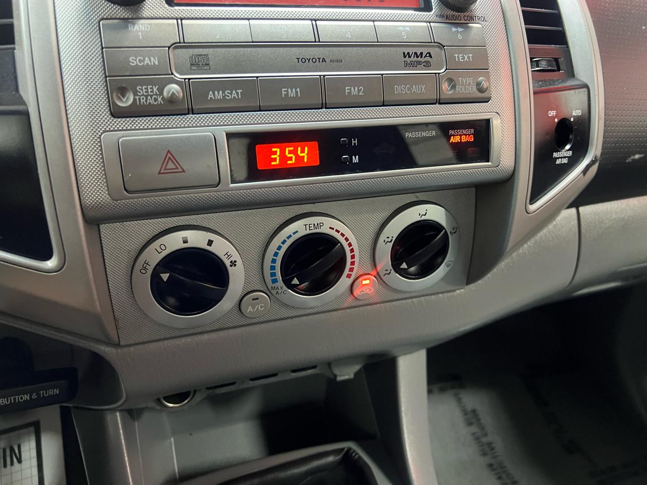 Toyota Tacoma X-Runner V6 2WD 2009