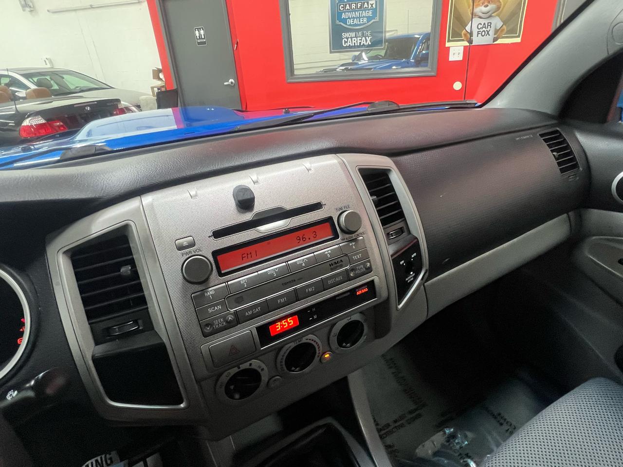 Toyota Tacoma X-Runner V6 2WD 2009