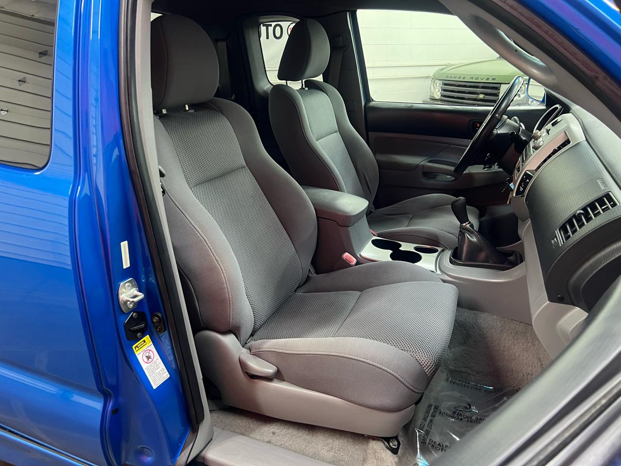 Toyota Tacoma X-Runner V6 2WD 2009