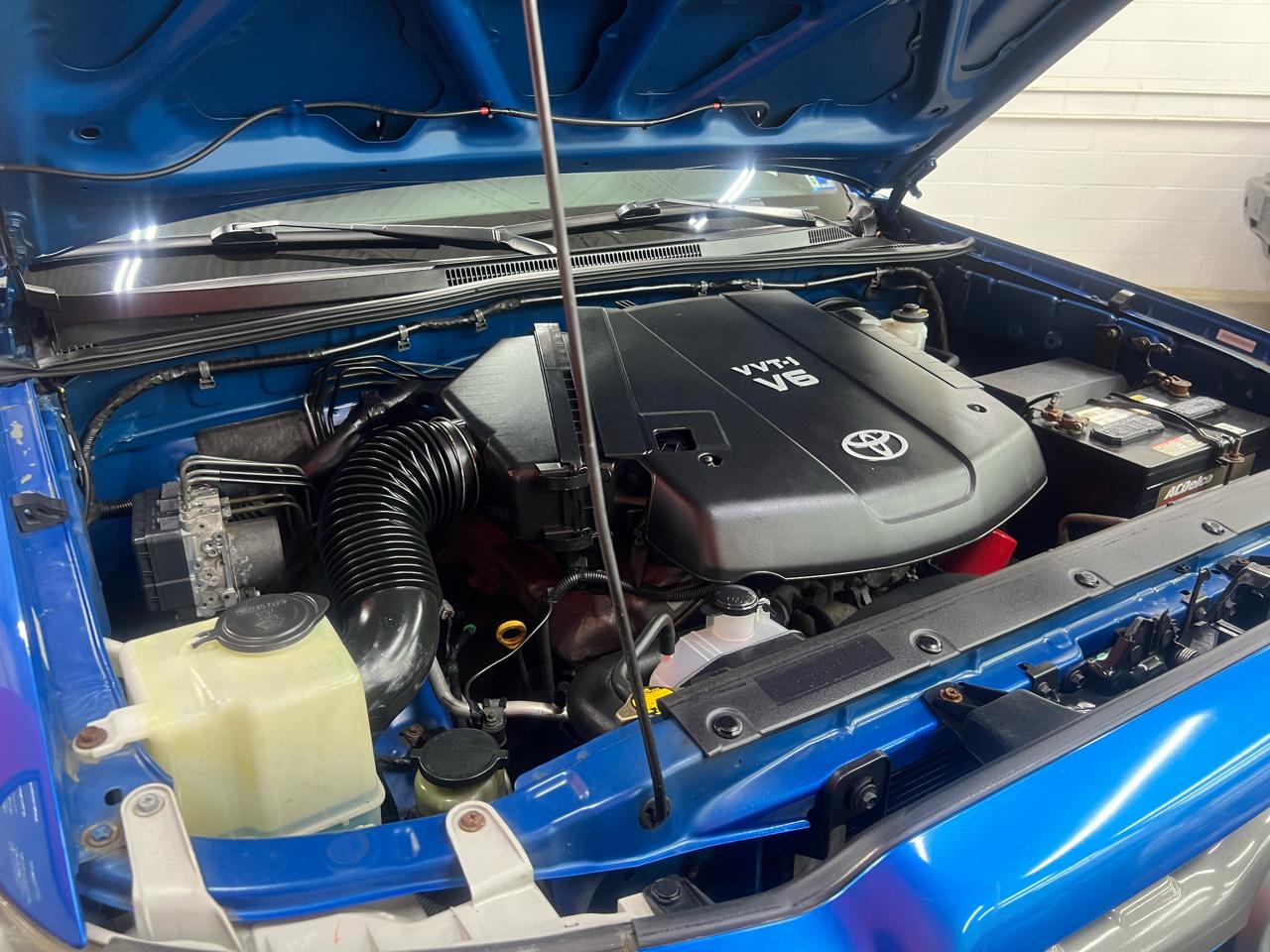 Toyota Tacoma X-Runner V6 2WD 2009