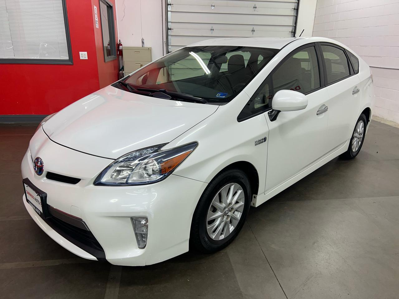Toyota Prius Plug-In 2012