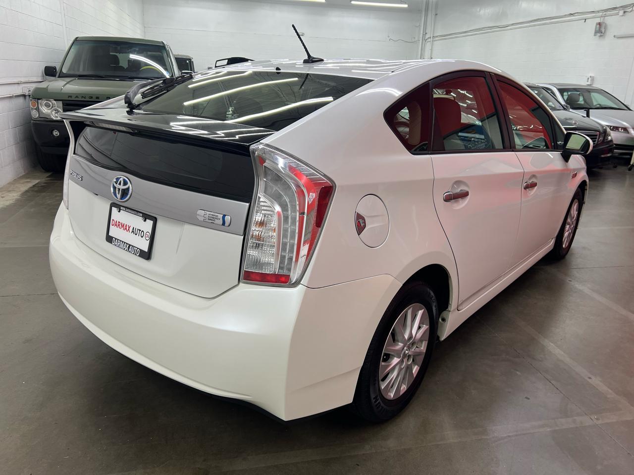 Toyota Prius Plug-In 2012