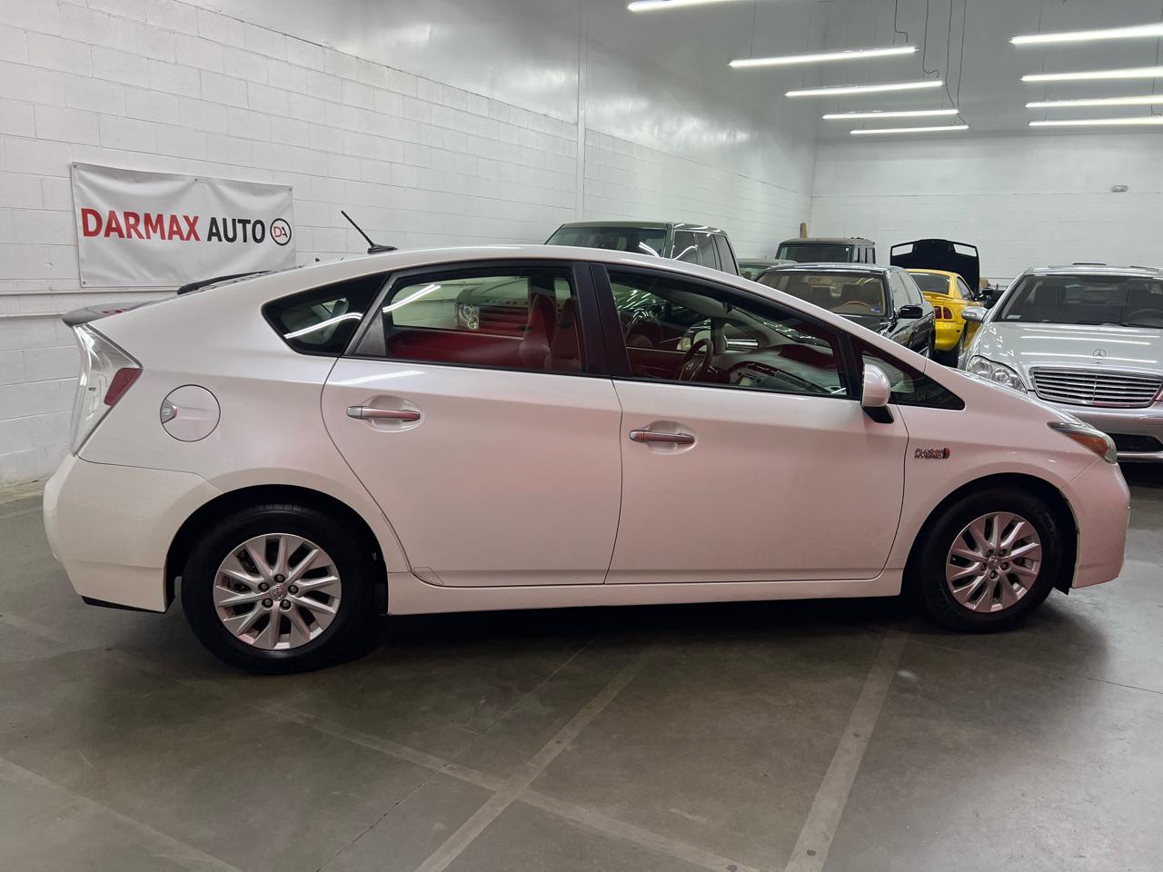 Toyota Prius Plug-In 2012