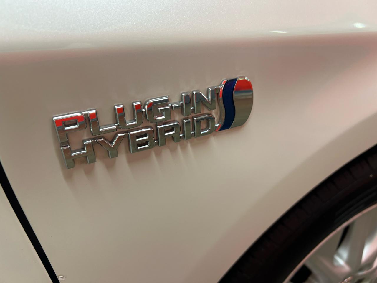 Toyota Prius Plug-In 2012