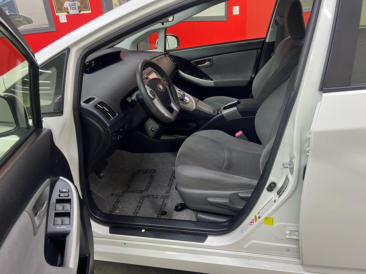 Toyota Prius Plug-In 2012