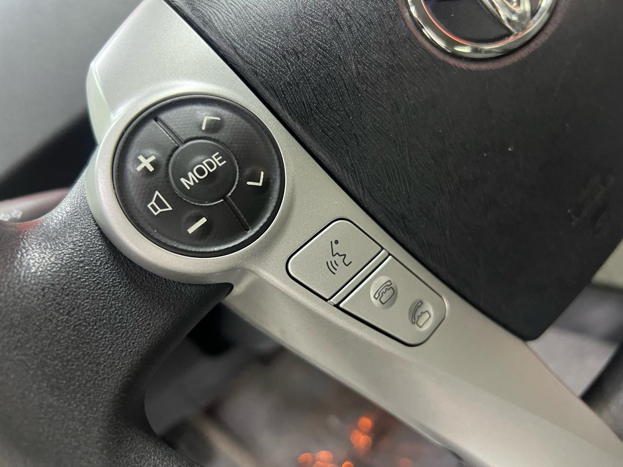 Toyota Prius Plug-In 2012