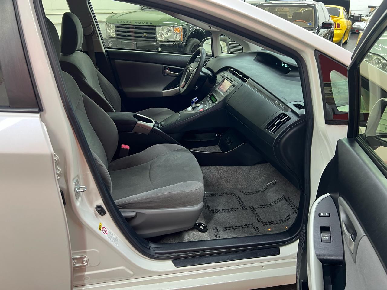 Toyota Prius Plug-In 2012