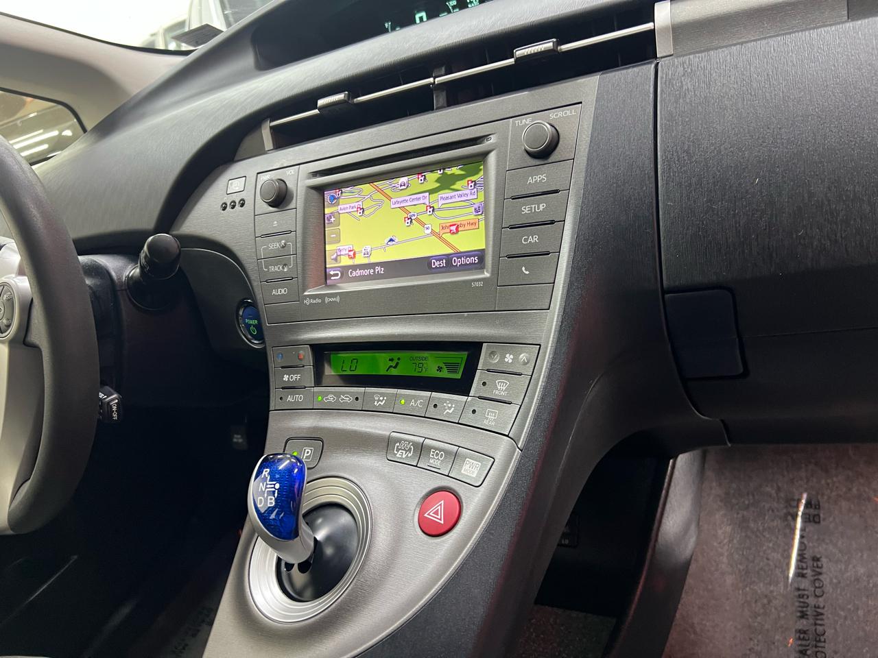 Toyota Prius Plug-In 2012
