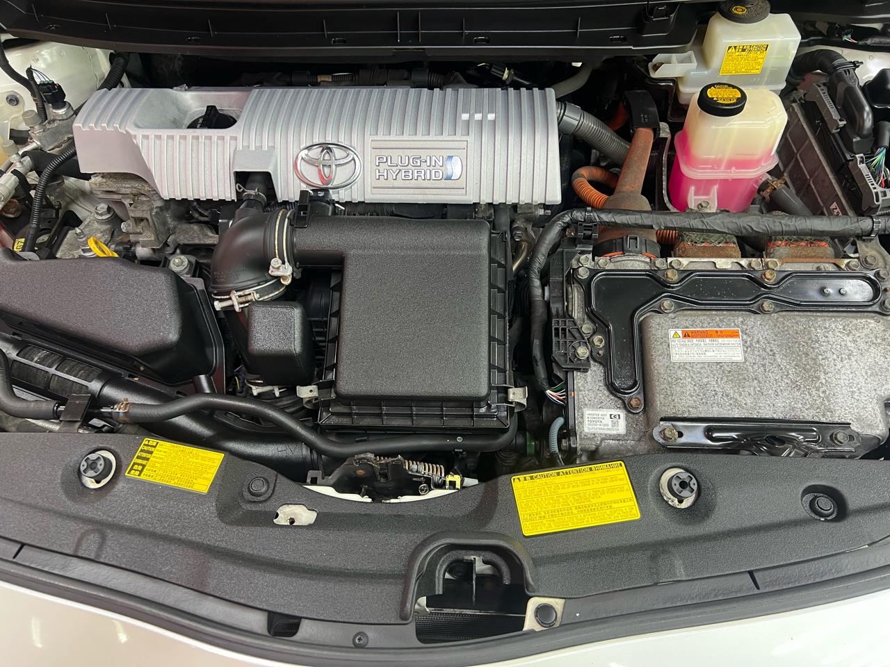Toyota Prius Plug-In 2012