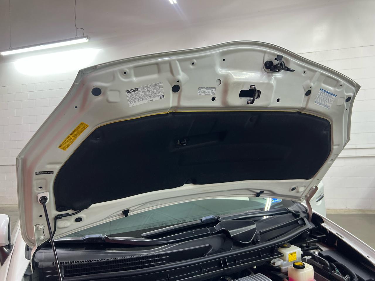 Toyota Prius Plug-In 2012