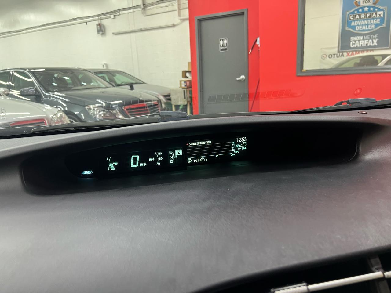 Toyota Prius Plug-In 2012